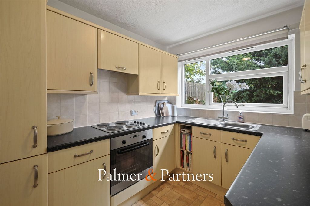 Property photo 2 of 11 Picture No. 04