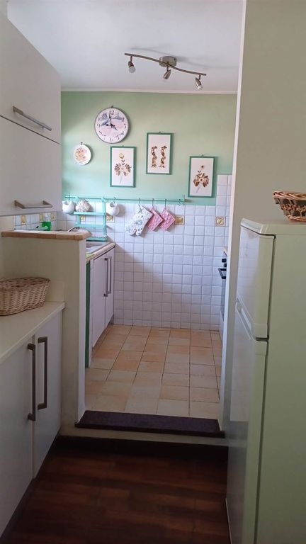 Property photo 2 of 30
