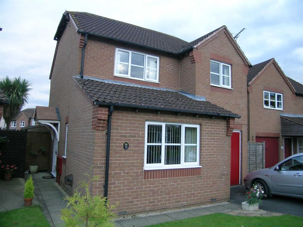 Property photo 2 of 8