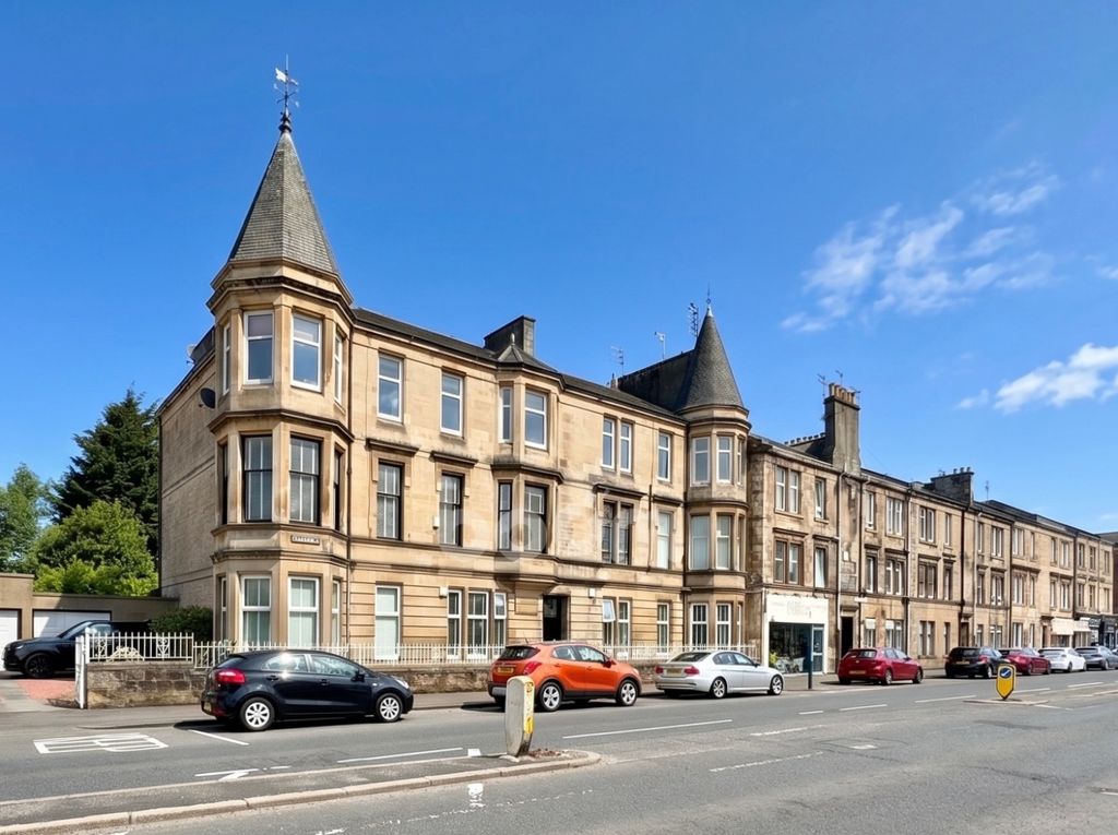 Property photo 1 of 21 Glasgow Road, Paisley Two Bedroom Ground Floor Apa