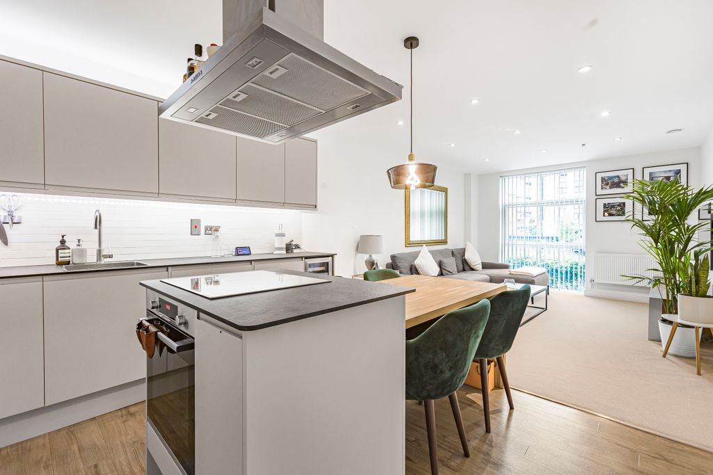 Property photo 1 of 12 Kitchen