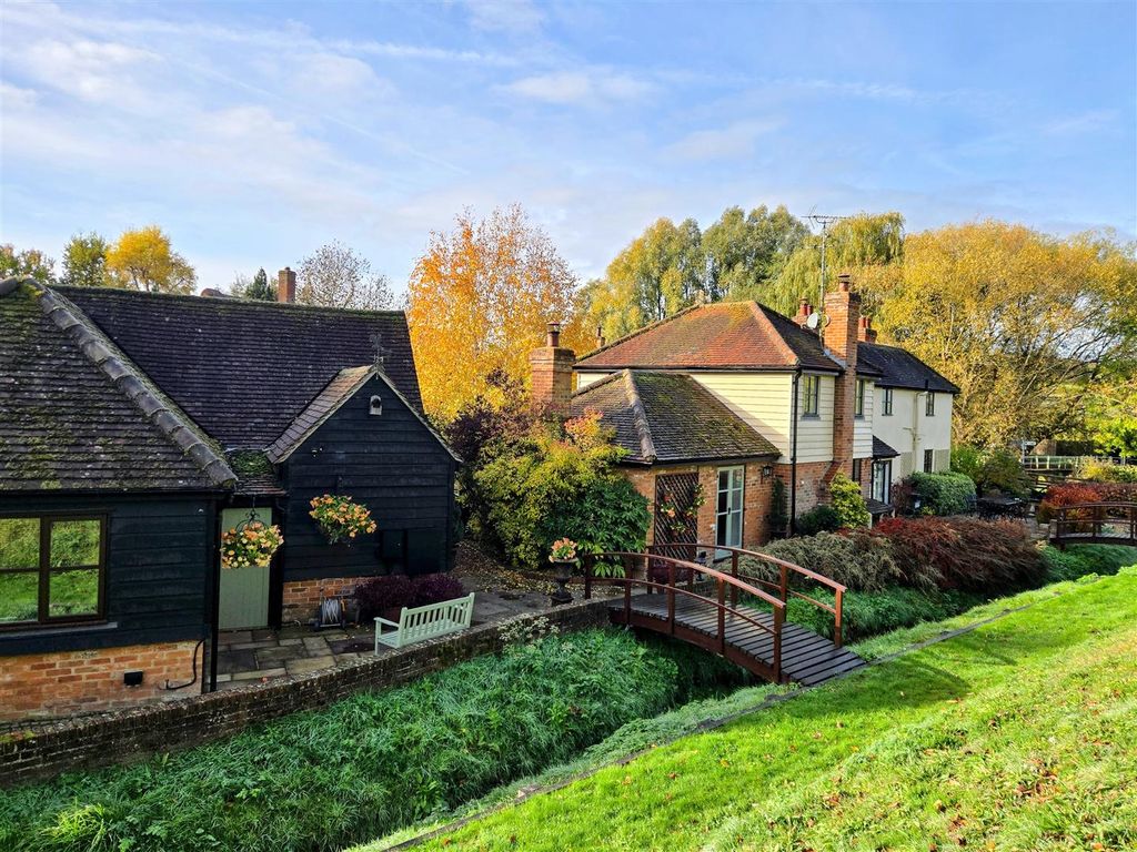 Property photo 3 of 57