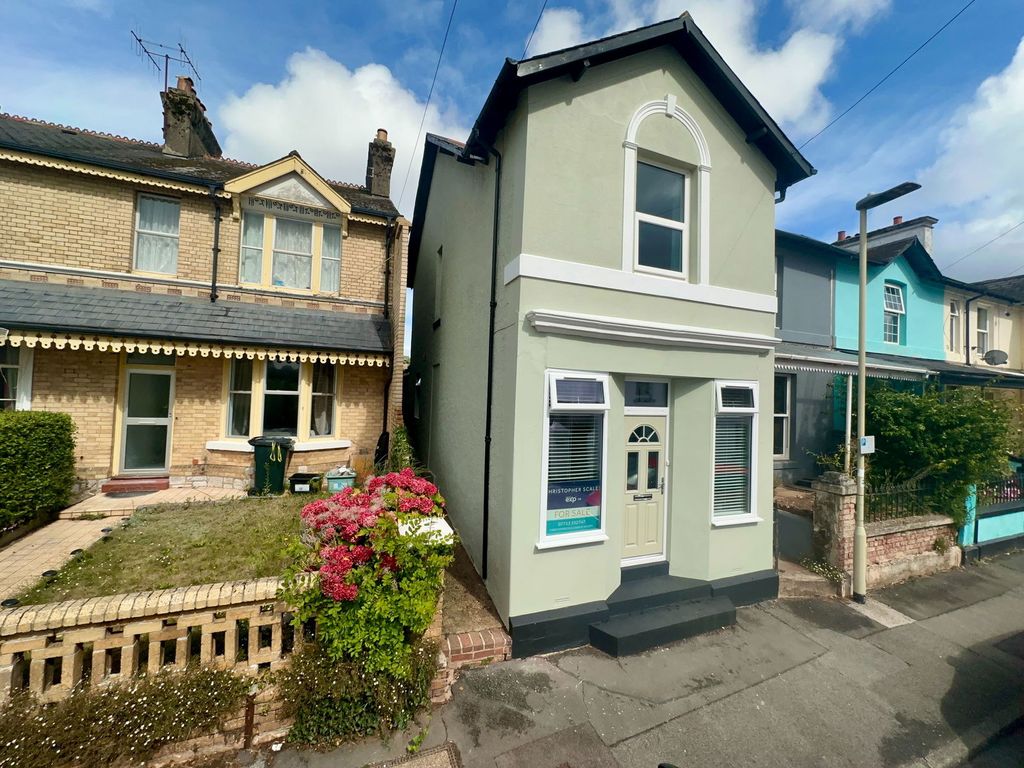 Property photo 3 of 16