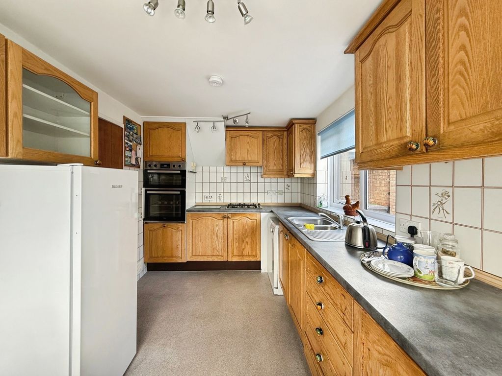 Property photo 3 of 17 Pbox-Img.Jpg