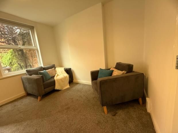 Property photo 3 of 9 Propertyimages