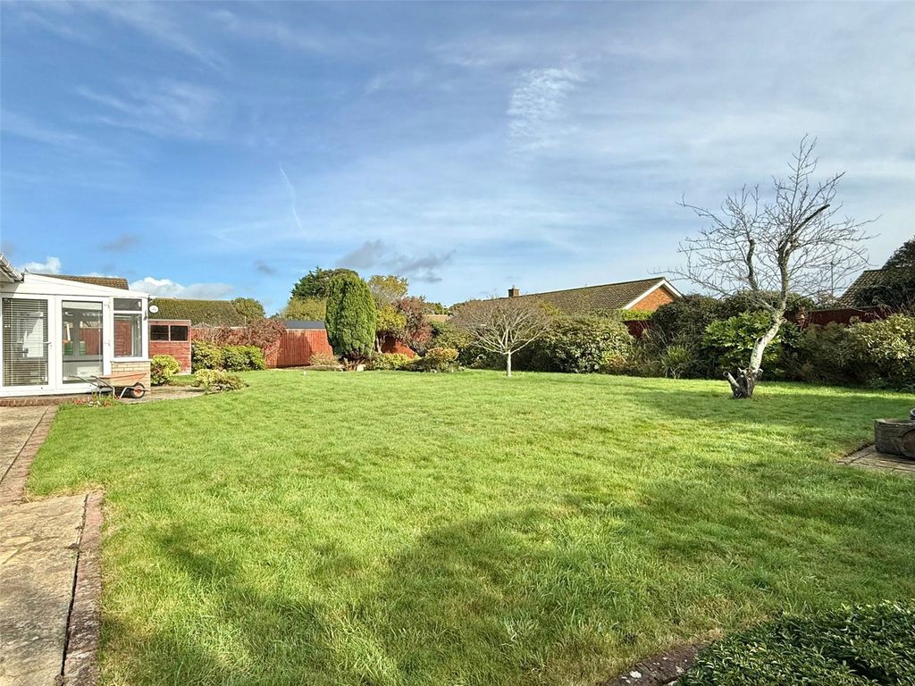 Property photo 2 of 21 Picture No. 35