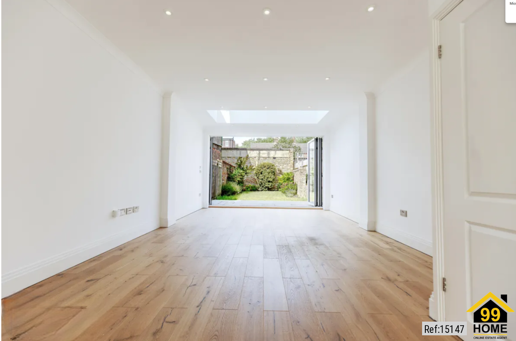 Property photo 1 of 15 Photo 0