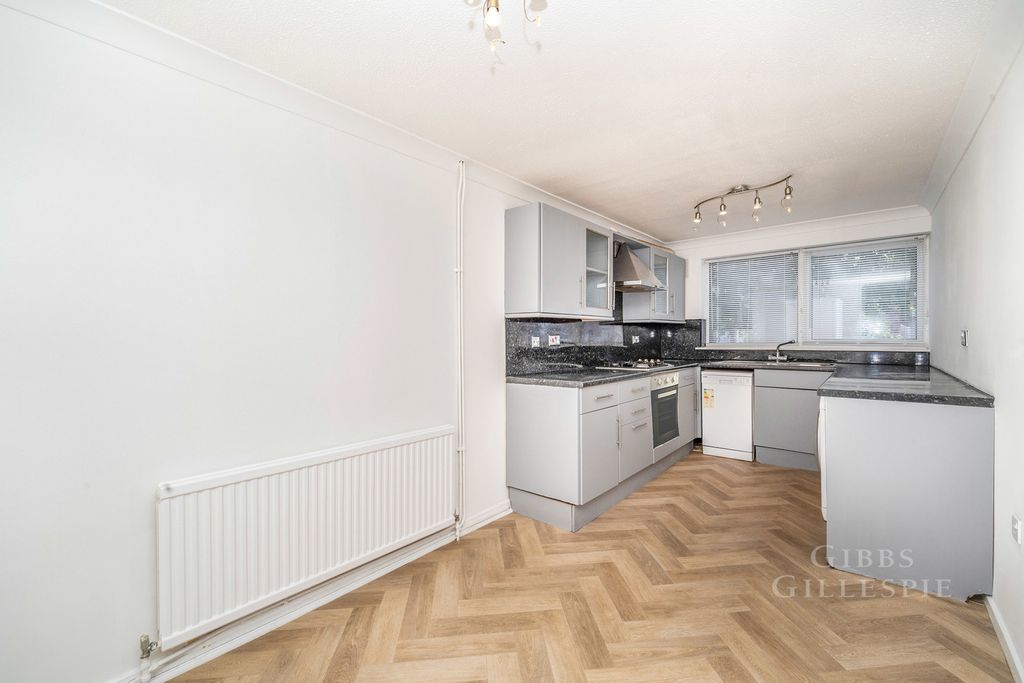 Property photo 1 of 13 Pbox-Img.Jpg