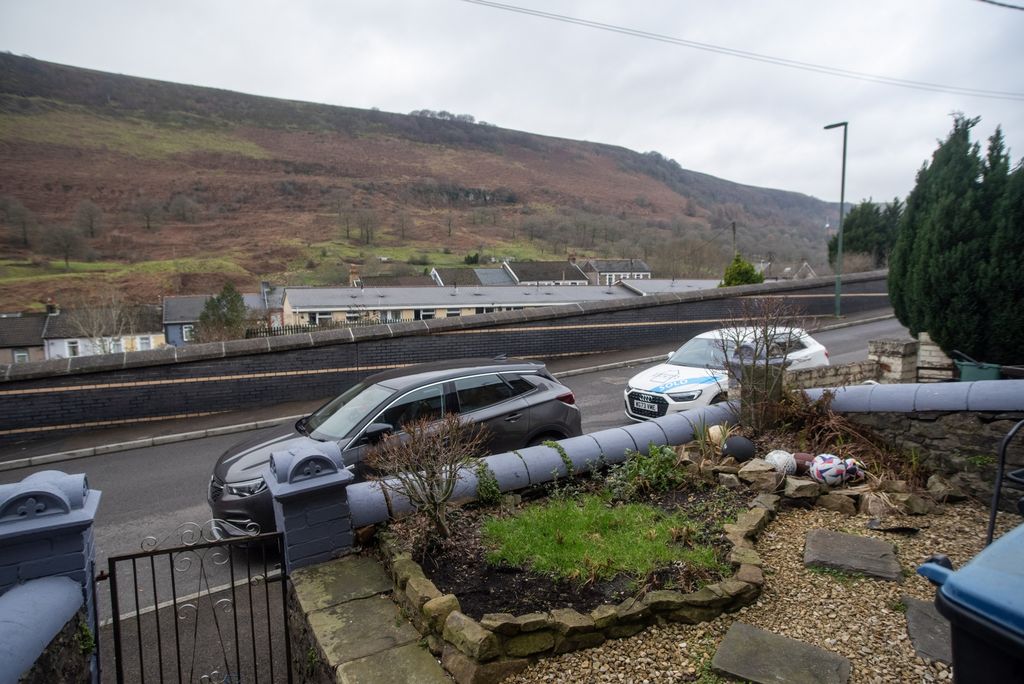 Property photo 2 of 34 Photo 34