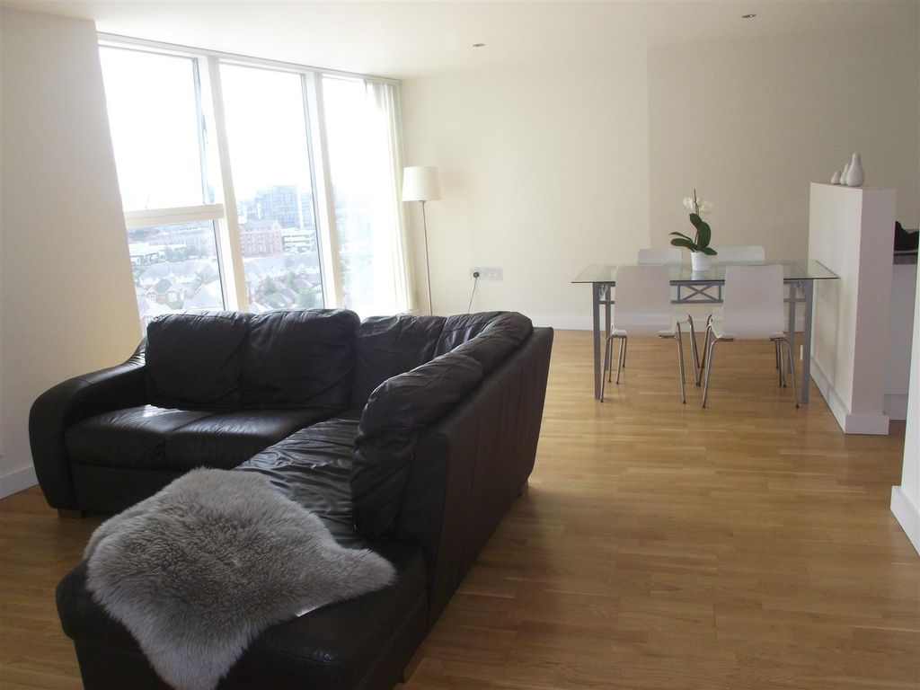 Property photo 3 of 11