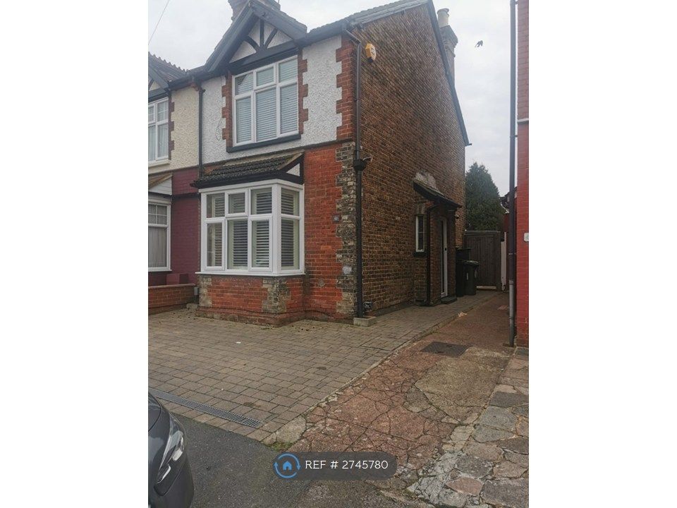 Property photo 1 of 8 Front Of House