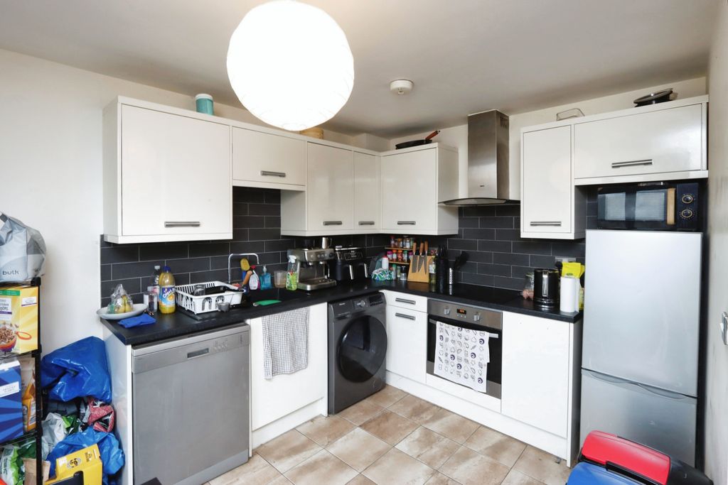 Property photo 2 of 17 Photography