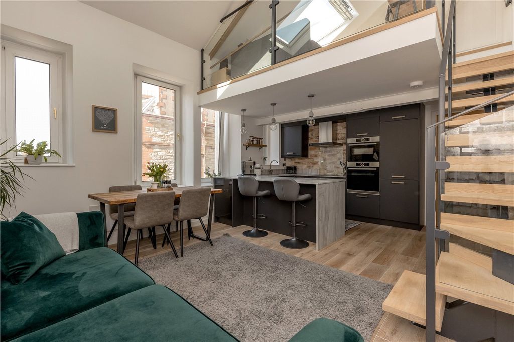 Property photo 1 of 18 Picture 1