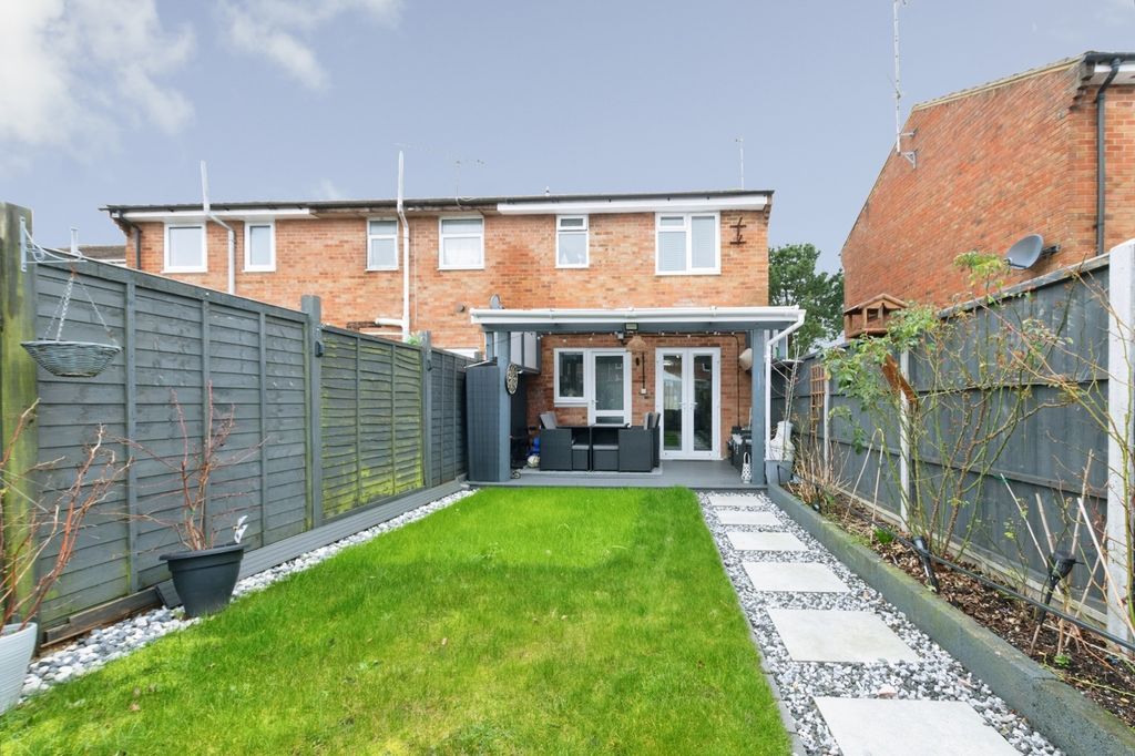 Property photo 2 of 20 Garden