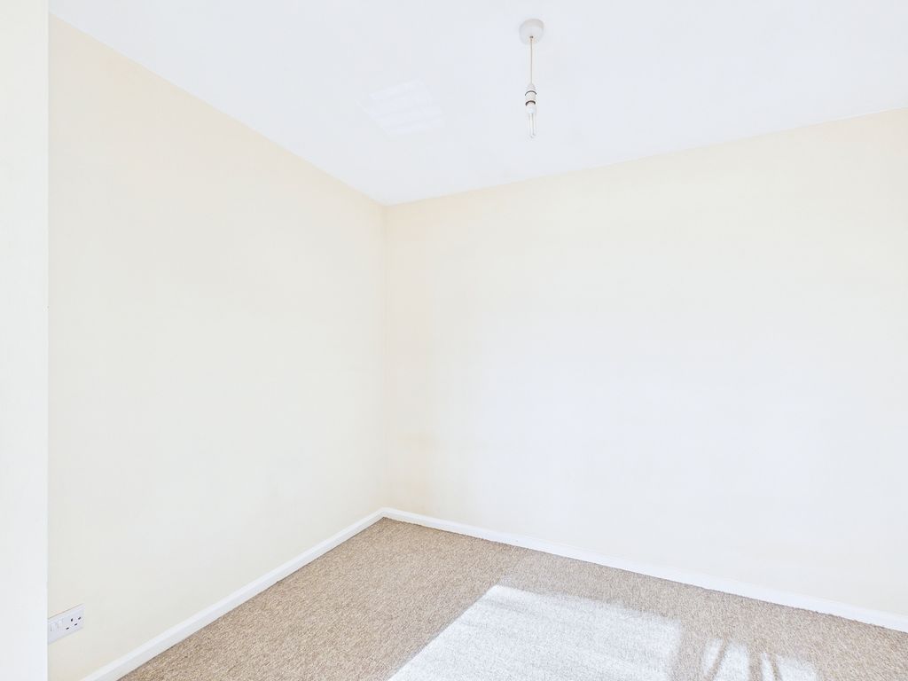 Property photo 3 of 5 Cam01338G0-Pr0171-Still002