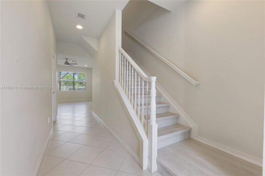 Property photo 3 of 31 <Alttext/>