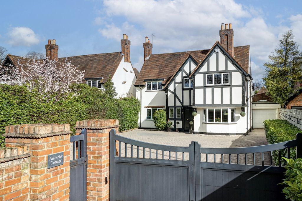 Property photo 1 of 29