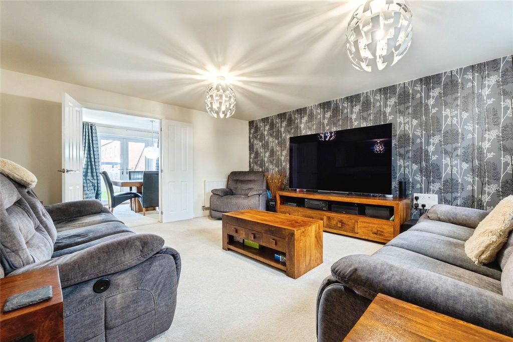 Property photo 2 of 21 Picture No. 04