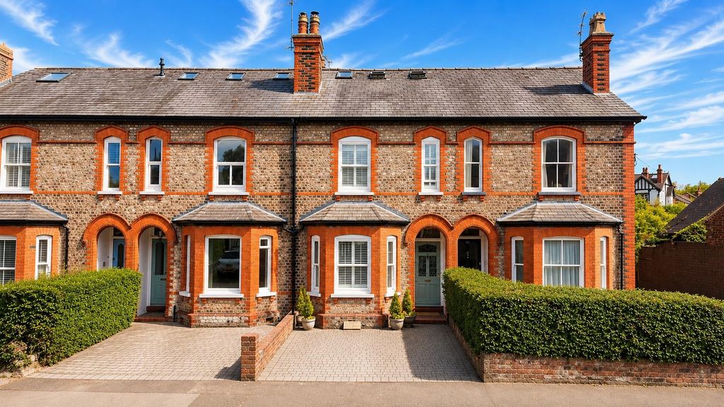 Property photo 1 of 17