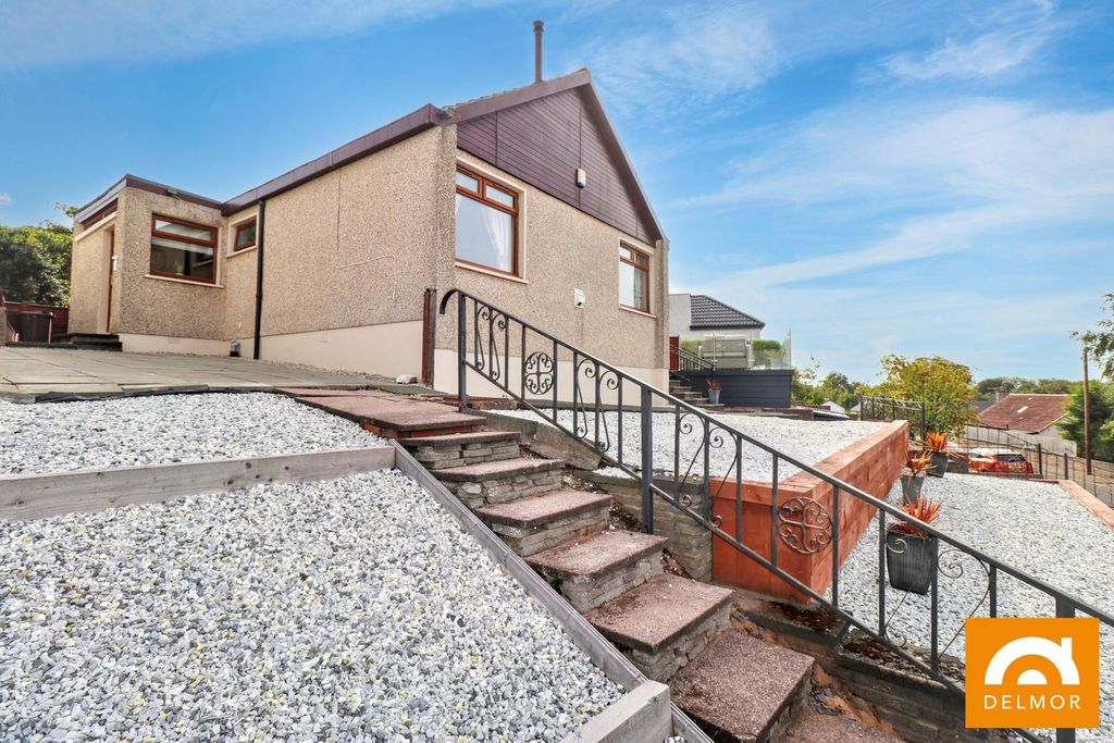 Property photo 1 of 34