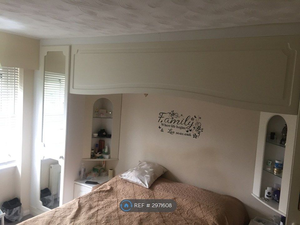 Property photo 1 of 10 Double Room For Single £775