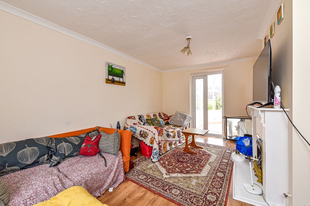 Property photo 3 of 16