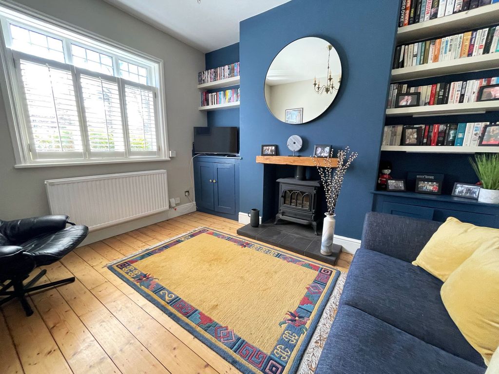 Property photo 2 of 22