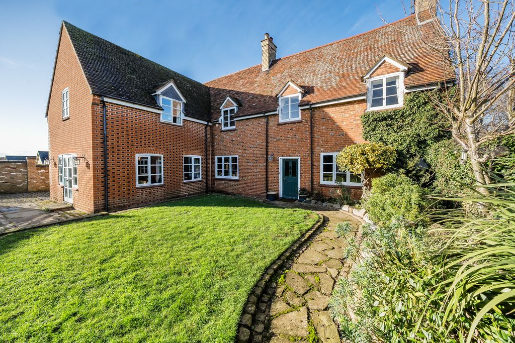 Property photo 1 of 15