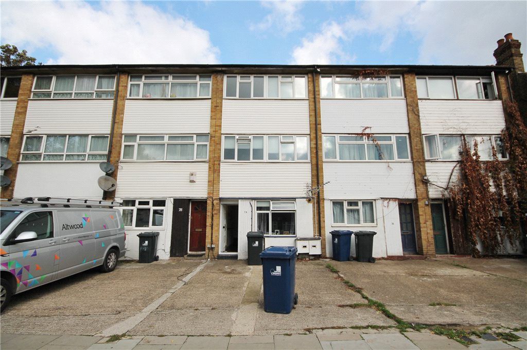 Property photo 1 of 7 External