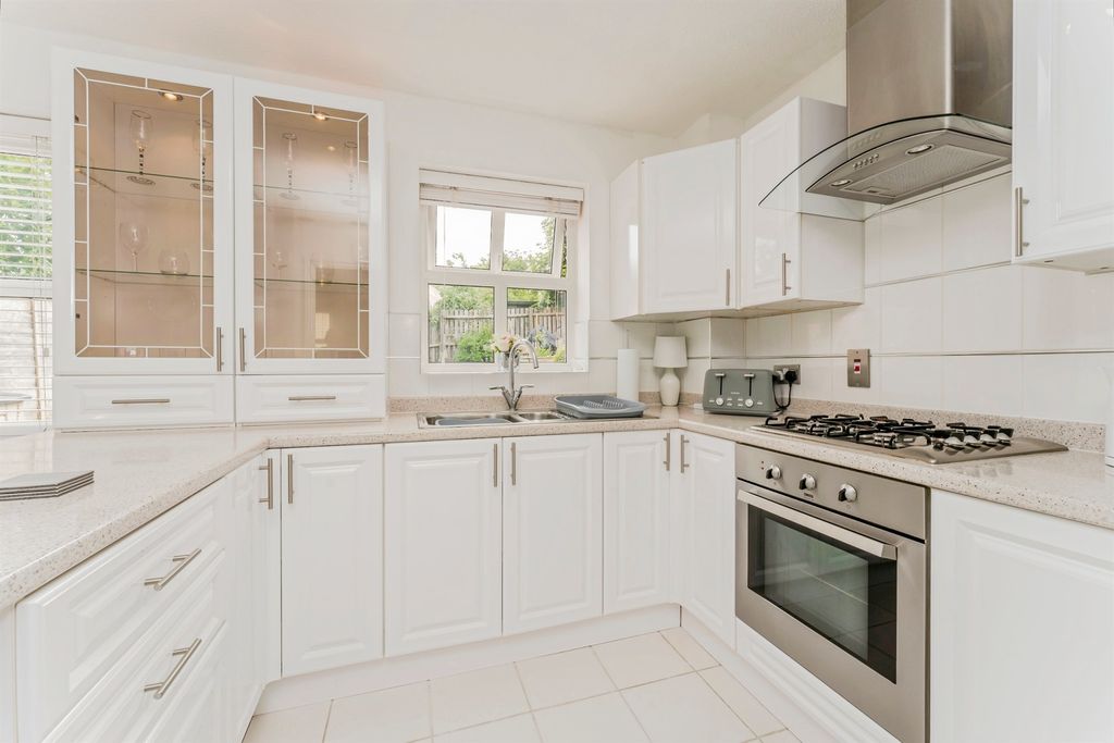 Property photo 3 of 22