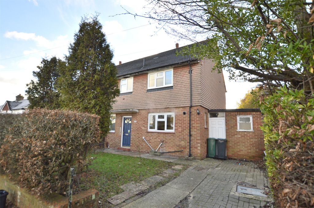 Property photo 3 of 14 Front Aspect