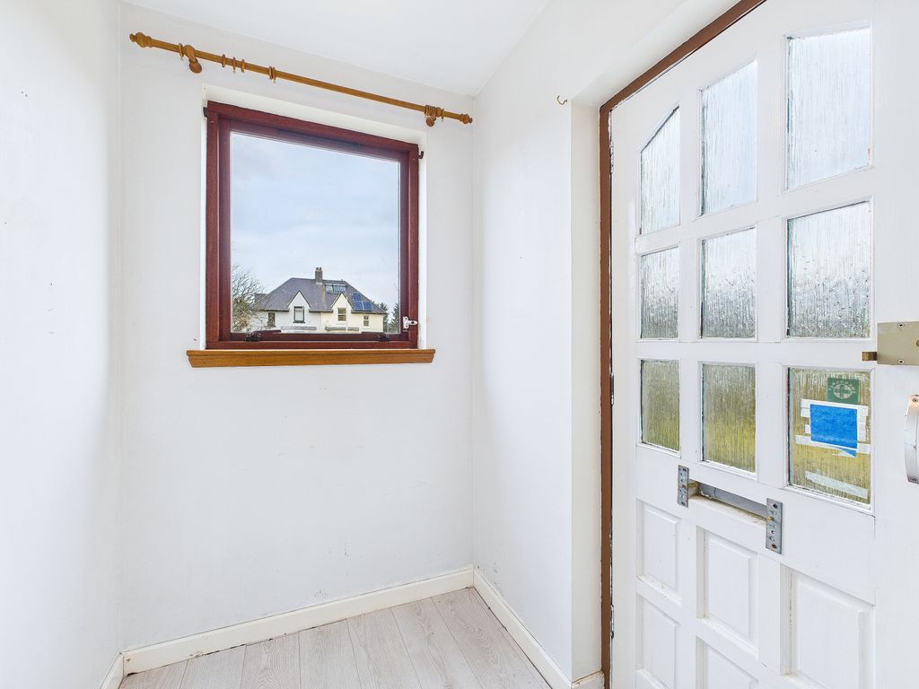 Property photo 2 of 32