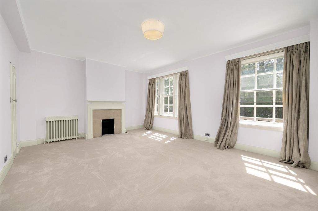 Property photo 2 of 18 Image