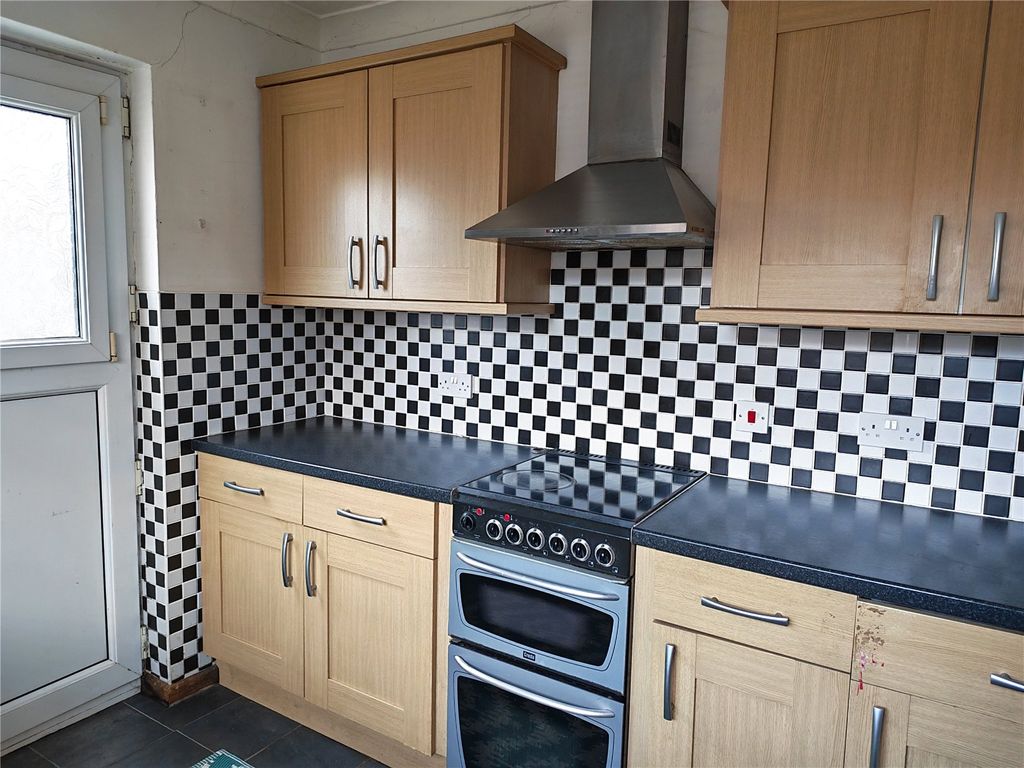 Property photo 2 of 17 Picture No. 07