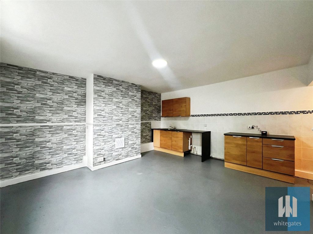 Property photo 2 of 13 Picture No. 04