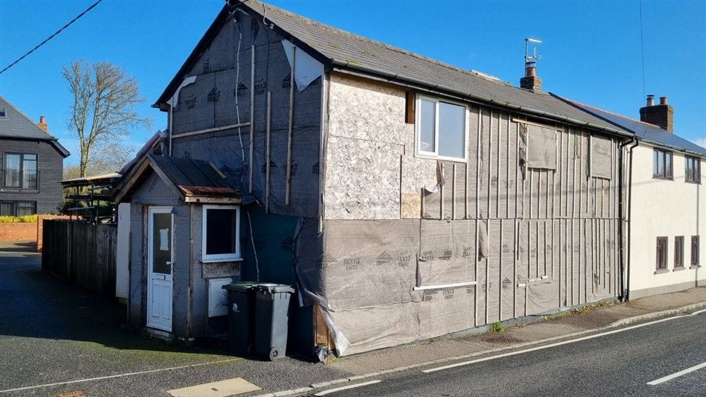 Property photo 1 of 4