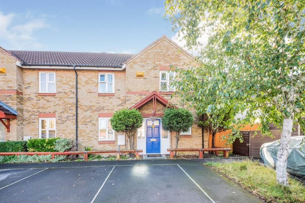 Property photo 1 of 15