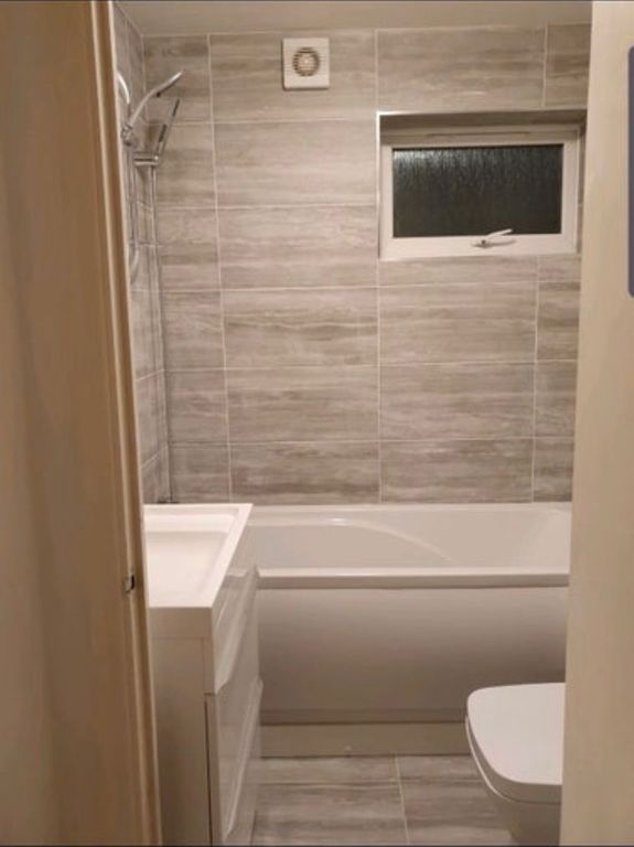 Property photo 2 of 3 Bathroom