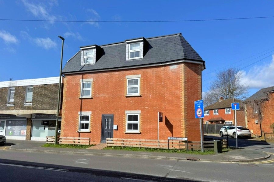 Property photo 1 of 7