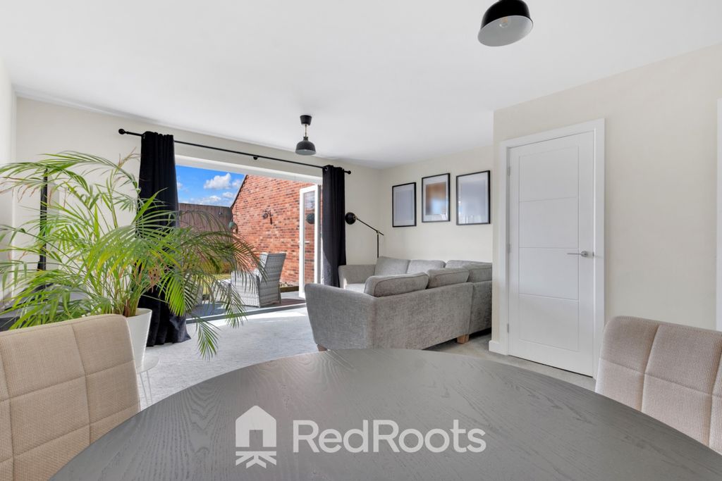 Property photo 2 of 26 5300542