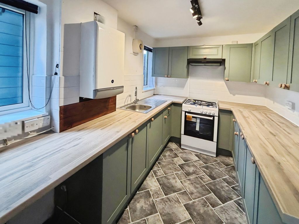 Property photo 2 of 26