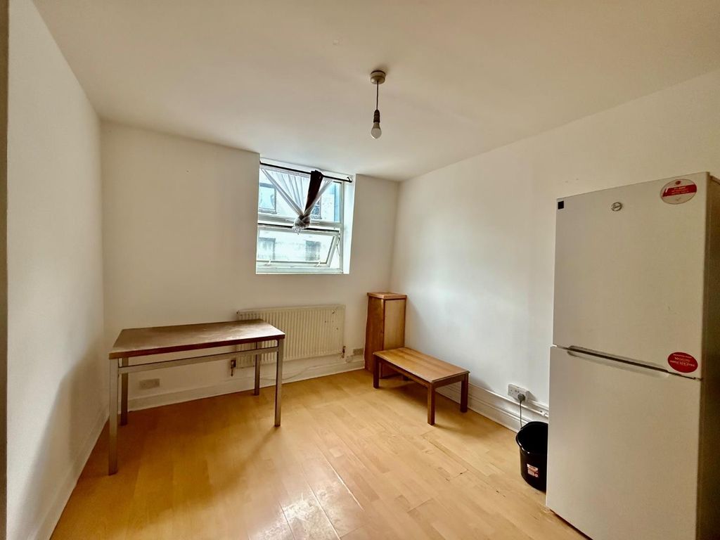 Property photo 2 of 5 Img_2111.Jpg