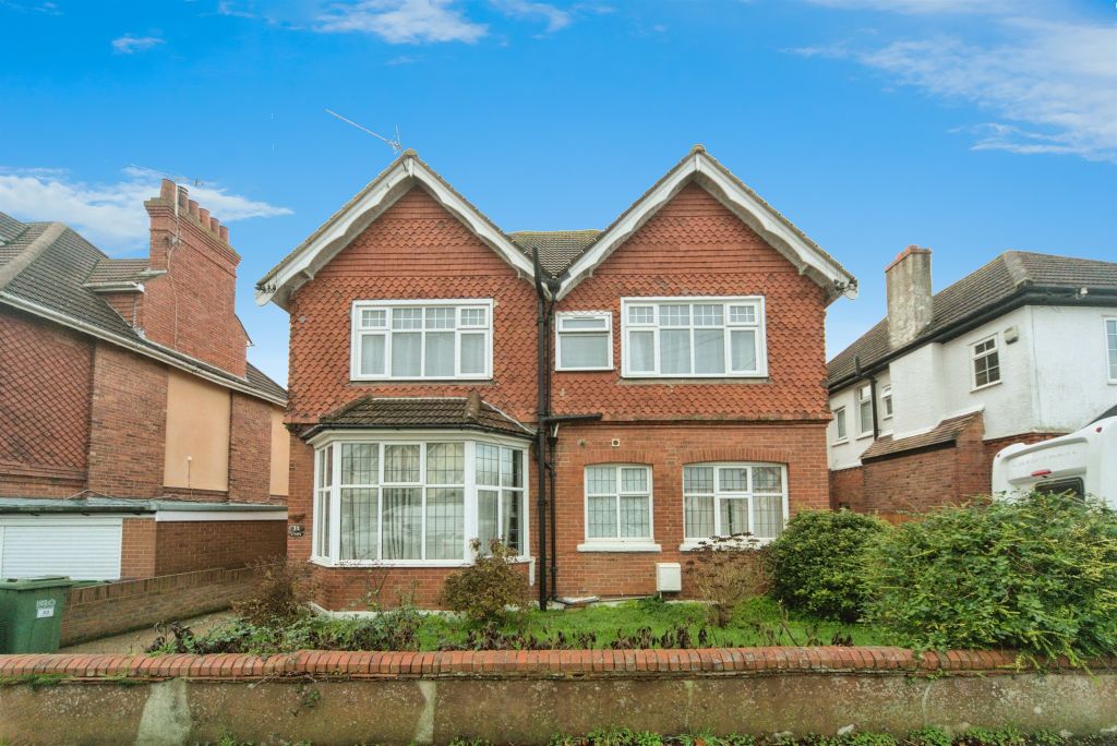 Property photo 1 of 15