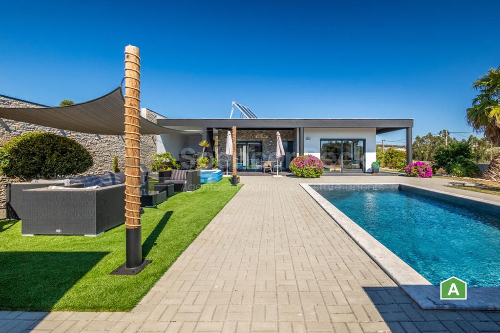 Property photo 1 of 39