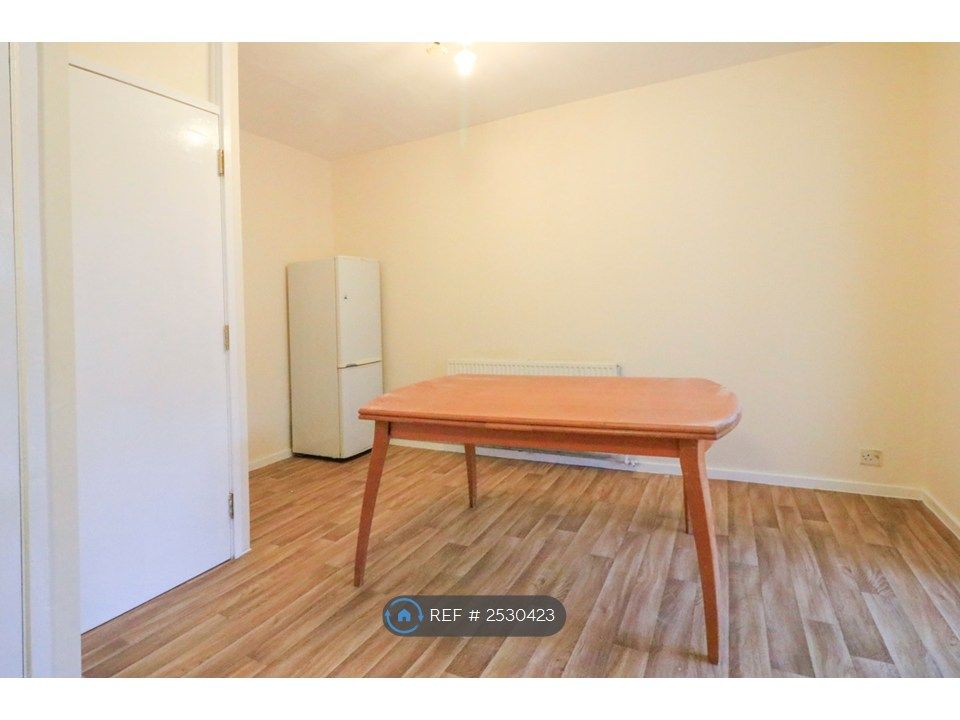 Property photo 3 of 13 Dining Room