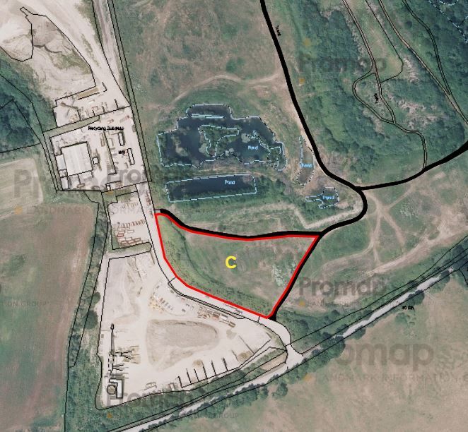 Property photo 1 of 4 Photo 4