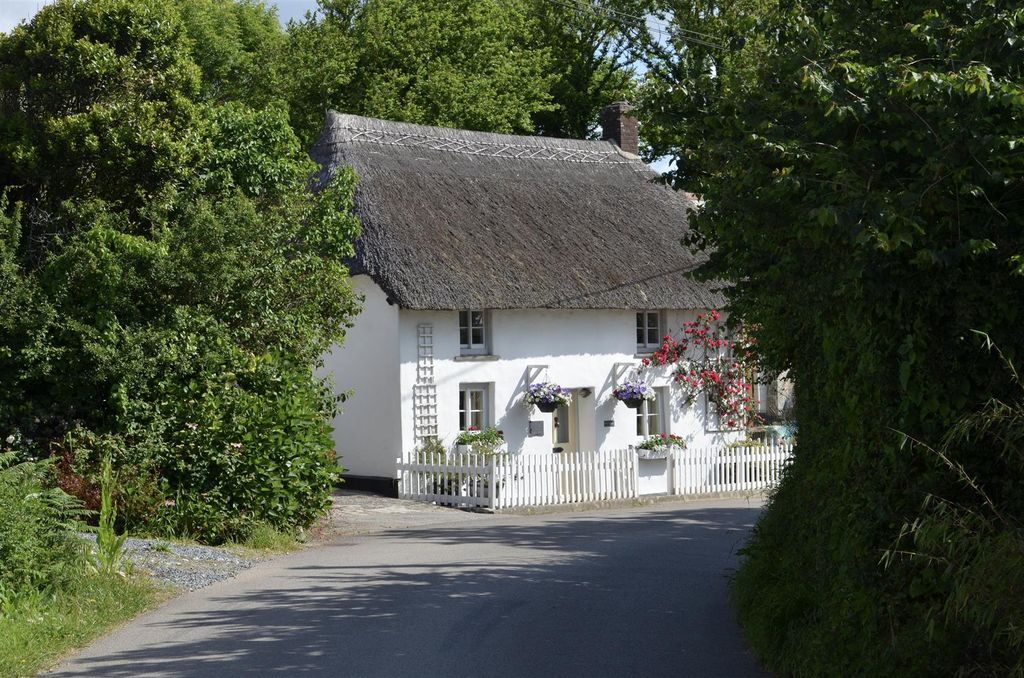 Property photo 1 of 39