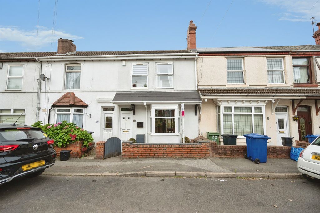Property photo 1 of 21