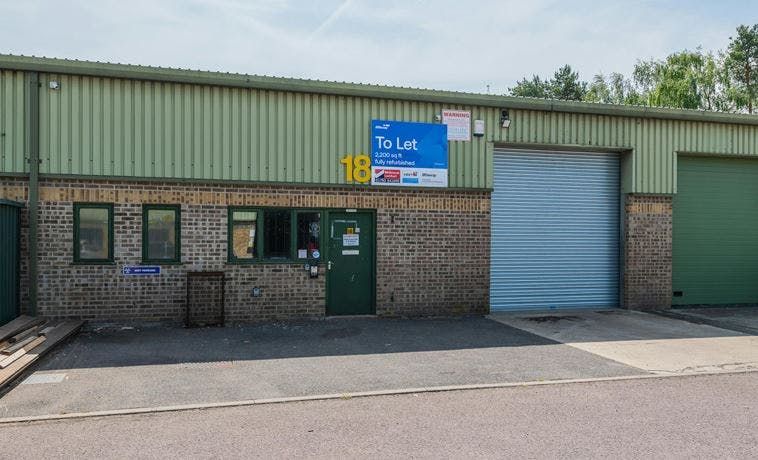 Property photo 1 of 1 Unit 18 Horcott.Jpg