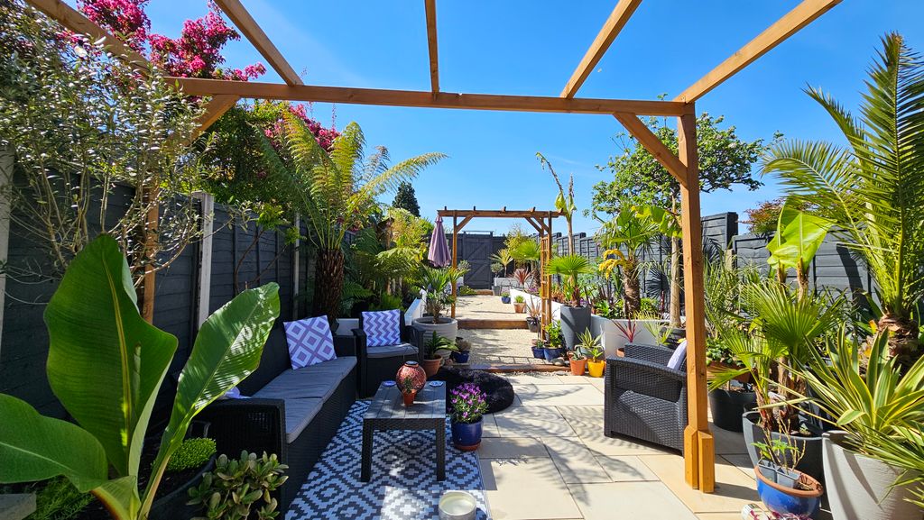 Property photo 1 of 19